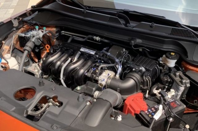 Honda извади новия бюджетен кросоувър XR-V