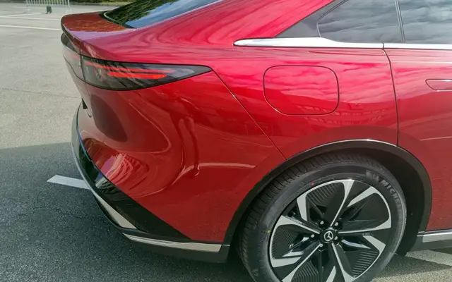 Тествахме "акулата" Mazda 6e (вижте и колко струва у нас) | интерФакти.БГ Тествахме "акулата" Mazda 6e (вижте и колко струва у нас)