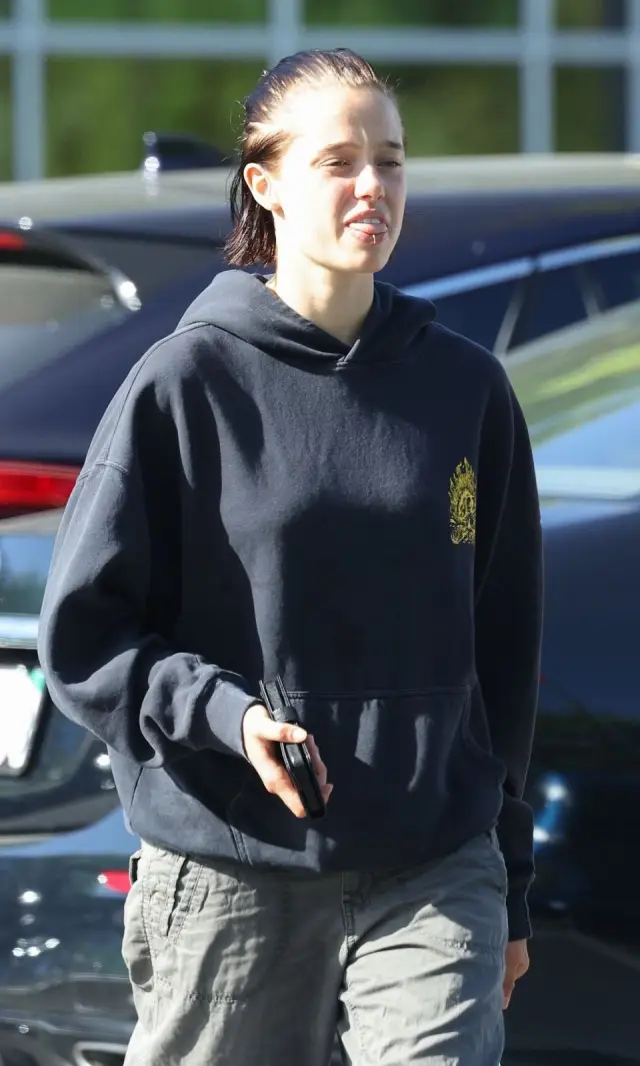 Шайло, дъщерята на Анджелина Джоли и Брад Пит, пак изненада с нова визия