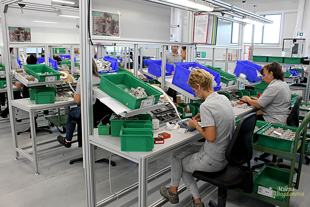 Пети завод на швейцарска компания в България (СНИМКИ)