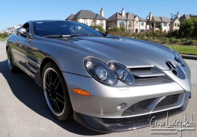  Продава се SLR-ът на Майкъл Джордан 