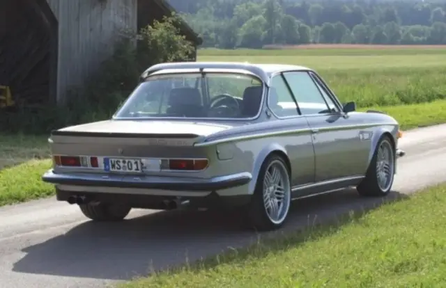 BMW 3.0 CS E9 от 70-те години възкръсна с атмосферен V8 мотор