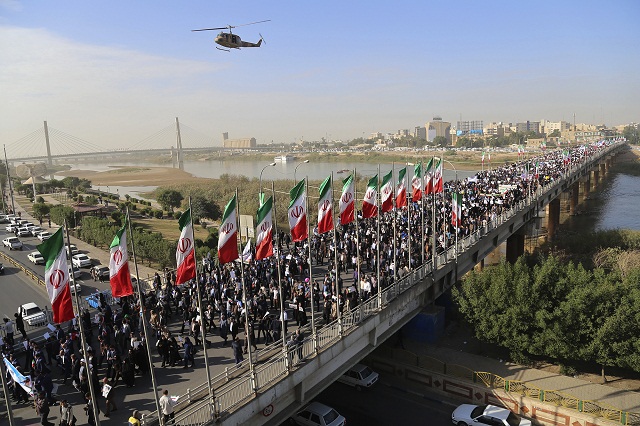 "Хизбула": Външни сили стоят зад протестите в Иран, но ще останат излъгани