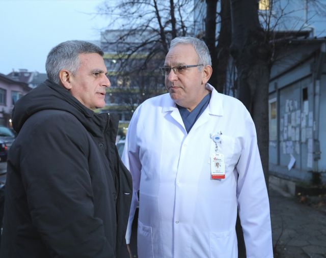  Янев посети потърпевшите при злополуката на Автомагистрала „ Струма “ в „ Пирогов “ 