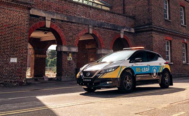 Nissan Leaf стана мобилна батерия за спасители