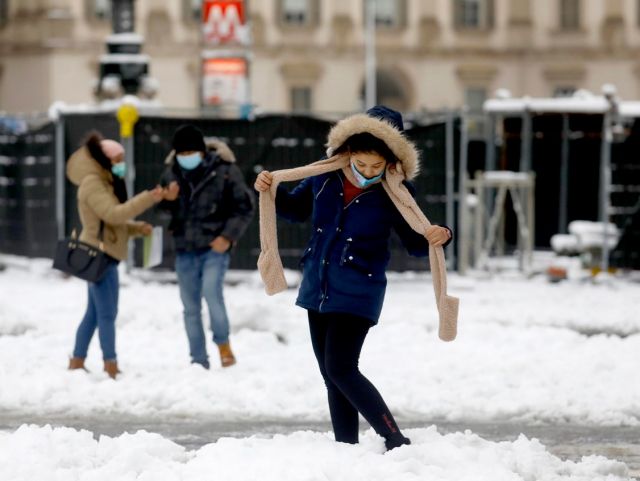  Обилен снеговалеж изненада южноевропейска страна (СНИМКИ) 