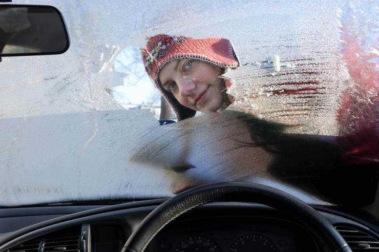 Как да мием колата през зимата
