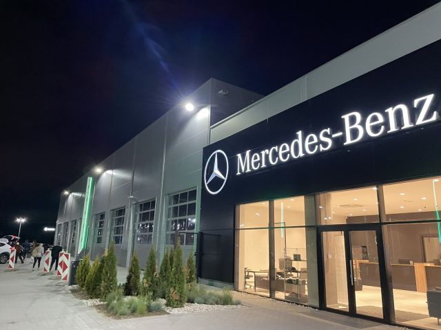 Откриха новия дом на Mercedes в София