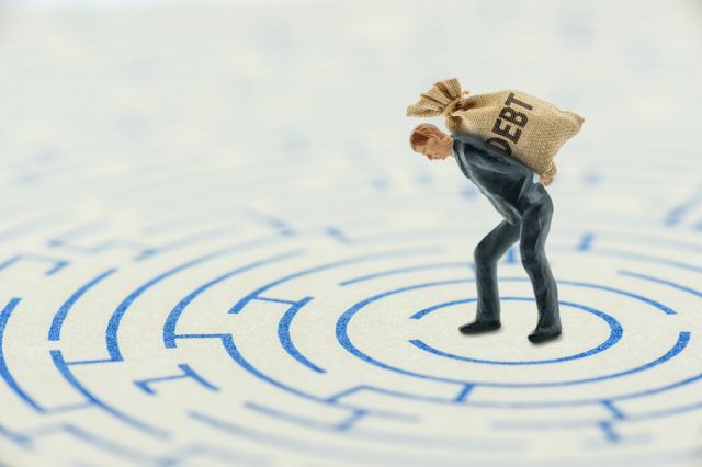 България тегли все по-скъпи заеми