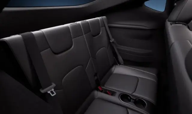 Tesla претопля манджата с Model Y 2026 