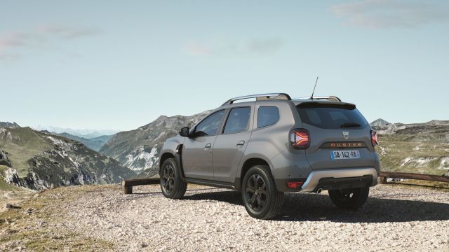 Dacia представи екстремен Duster
