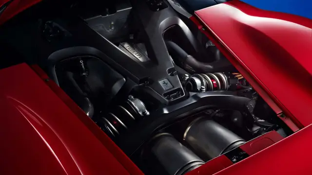 Защо Ferrari избра V6 вместо V12 за новата си суперкола?