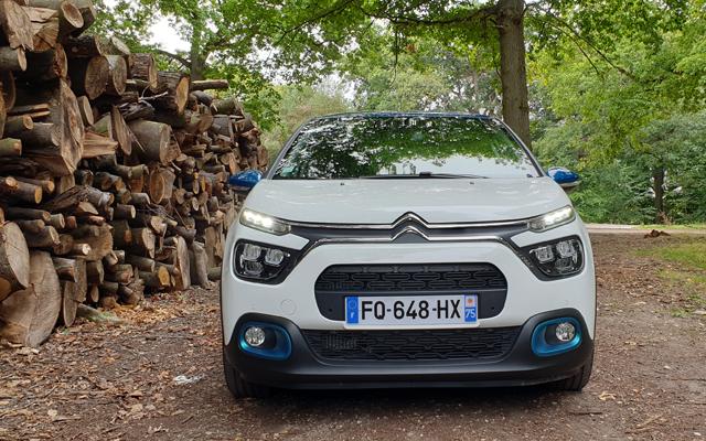  Тествахме актуализирания Citroen C3 - един от най-евтините коли на нашия пазар 