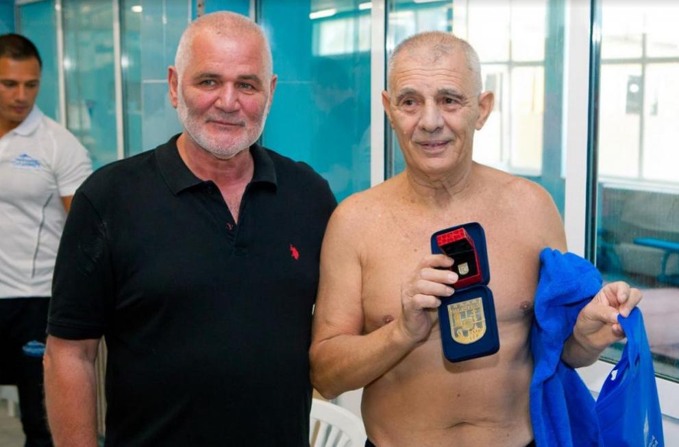 74-годишен плувец от Силистра с рекорд