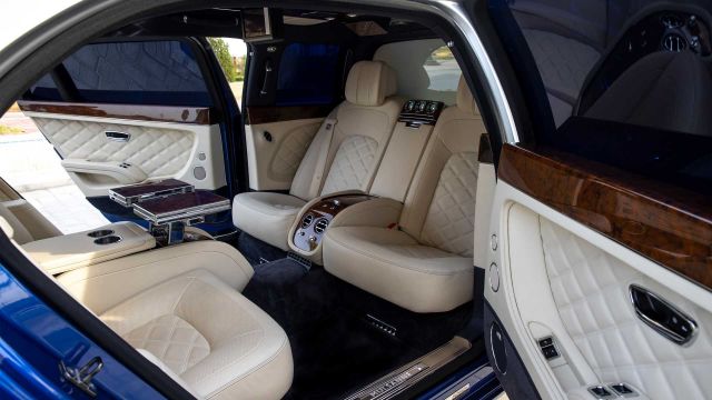 Bentley продава 5 от най-скъпите си поръчкови лимузини