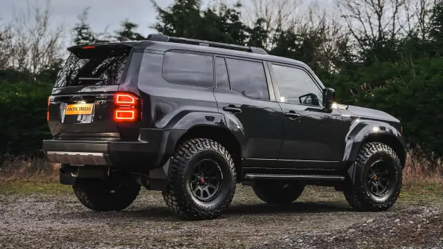 Новият Land Cruiser получи офроуд трансформация