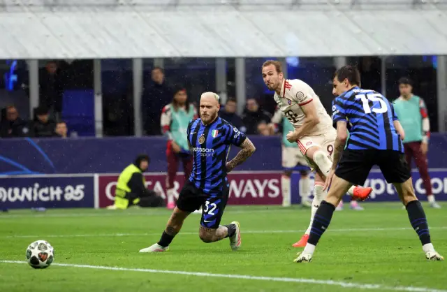 Интер е на 1/2-финал в Шампионската лига след голово шоу в Милано