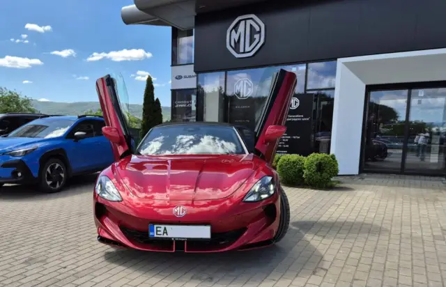 Продадоха първия роудстър MG Cyberster в България