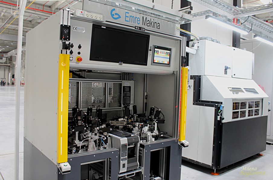 Как ще се правят задните светлини на колите (СНИМКИ)