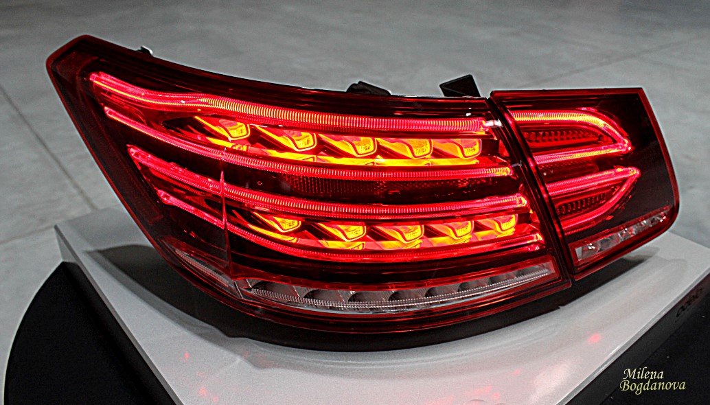 Как ще се правят задните светлини на колите (СНИМКИ)