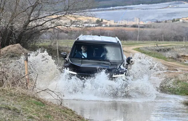 Тествахме китайското офроуд чудовище MHERO 817 (вижте и колко струва у нас)