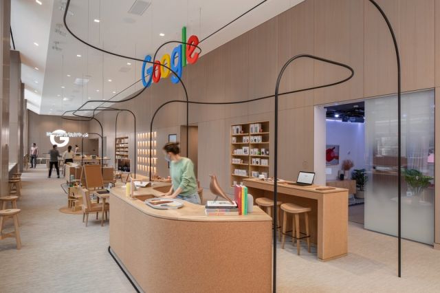  Гугъл отвори първият си физически магазин 