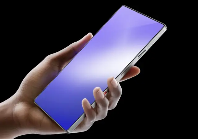 Китайци направиха смарт телефон с водно изстудяване и голяма батерия