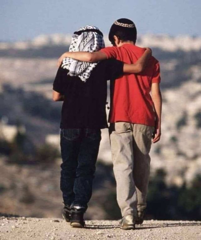  Политологът доктор Мохамед Ал-Ахмед пред ФАКТИ: Конфликтът може да бъде позволен посредством основаване на една демократична страна - 6 