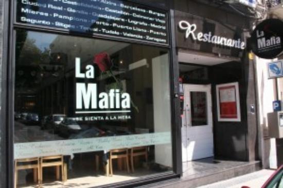 Мафията в Италия има 5000 ресторанта