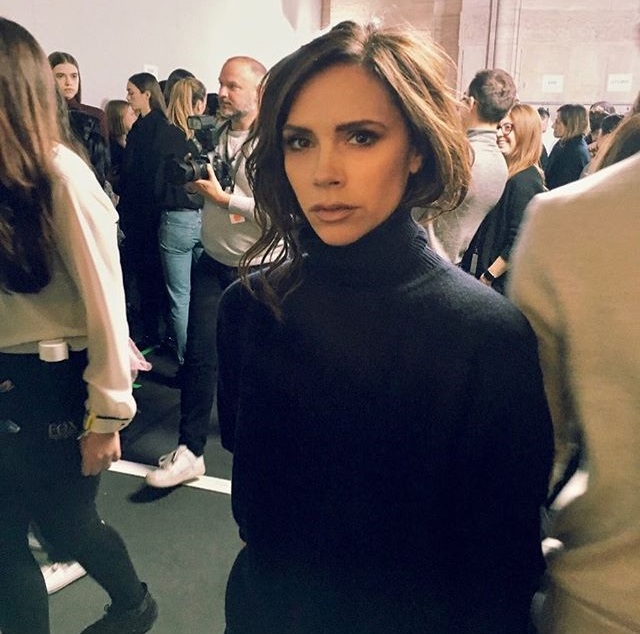 На колко стана футболна съпруга №1 в света?