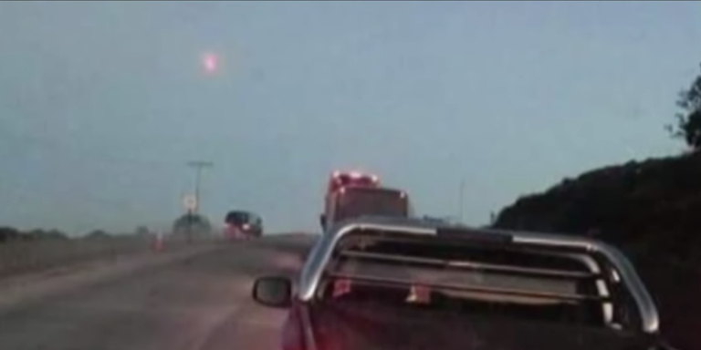 Мистериозните огнени кълба в Чили не са метеорити (СНИМКИ)