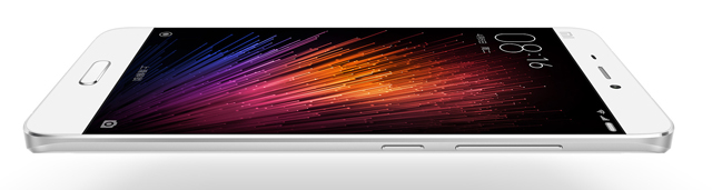Xiaomi извади керамичен смартфон