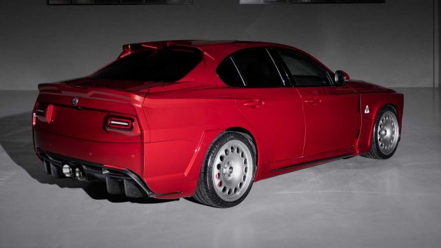 Alfa Romeo Giulia с ретро дизайн струва половин милион лева