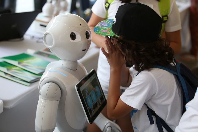  Български деца разговаряха с астронавтите в МКС (ВИДЕО) 