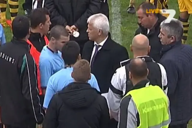  Уникално съвпадане: През 2014 година дербито на Пловдив отново е прекъснато, отново на „ Лаута “ и отново 41-ата минута (ВИДЕО)