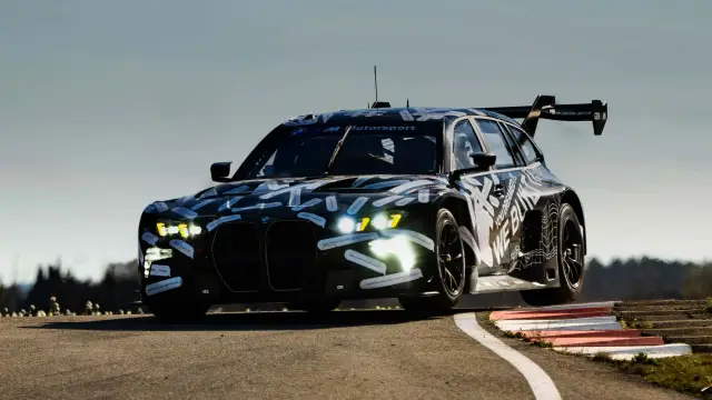 BMW представи първото по рода си M3 Тouring GT