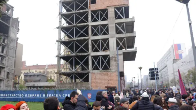 Вучич: Европа се готви за война с Русия, Сърбия е между чука и наковалнята