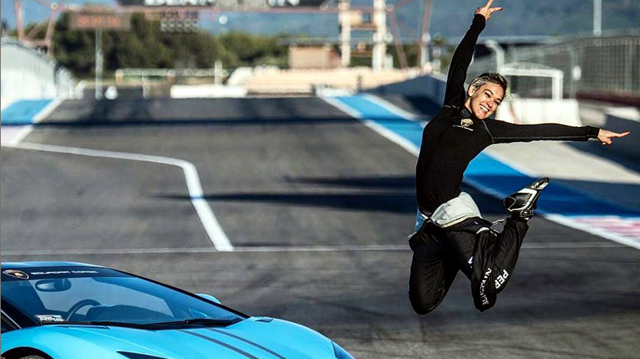 Манекенка си купи уникален Koenigsegg One:1