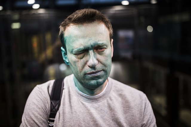 Навални с опасност за зрението след нова атака (ВИДЕО+СНИМКИ)