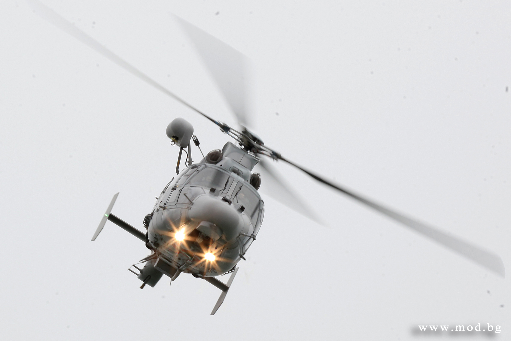 Страхотно шоу за 100 г. Военноморска авиация (СНИМКИ)