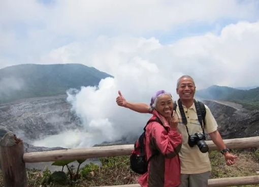 Двойка пенсионери посетиха 40 страни с парите за старини
