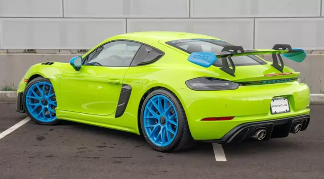 Този Cayman e доказателство, че Porsche ще направи всичко за клиентите си