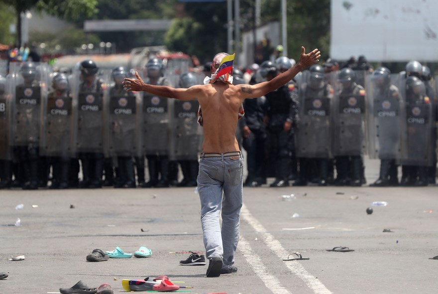 САЩ ще защитят с действия демокрацията във Венецуела