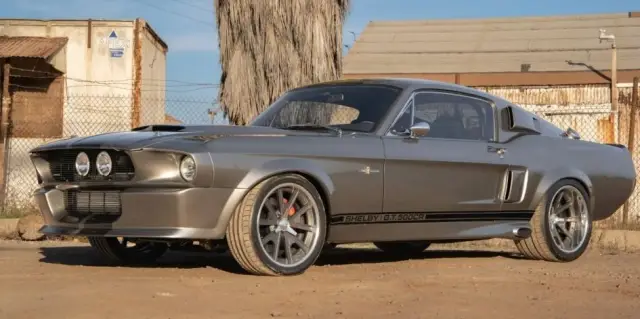 Продава се уникален Ford Mustang