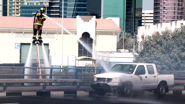 Водни джетбордове за пожарната в Дубай