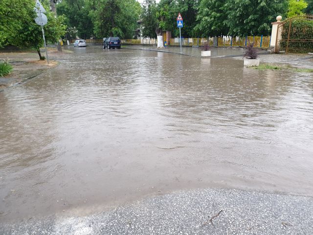 Сигнал към ФАКТИ: Общинари “решават ” проблемите на децата от първокласен хотел в Слънчев бряг? | ФАКТИ.БГ Сигнал към ФАКТИ: Общинари “решават ” проблемите на децата от първокласен хотел в Слънчев бряг?