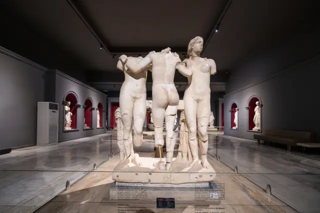 Кой е бил смятан за красив в Древна Гърция: стандарти за жени и мъже