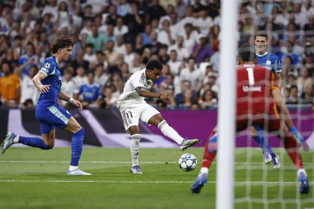 10 от Реал Мадрид обърнаха Марсилия в вманиачен мач с куп ситуации