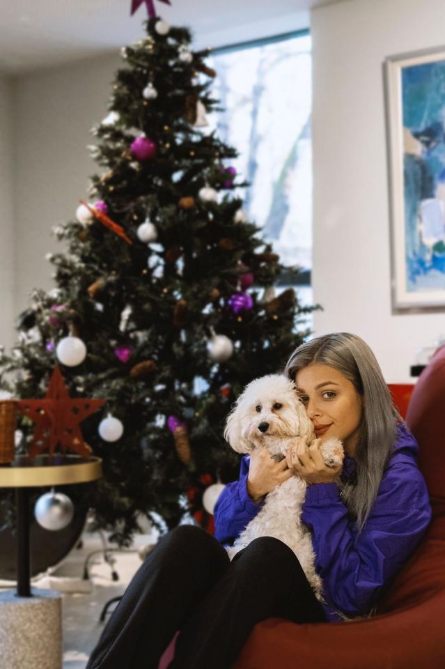 Виктория ще изнесе коледен концерт на колела (СНИМКИ) | ФАКТИ.БГ Виктория ще изнесе коледен концерт на колела (СНИМКИ)