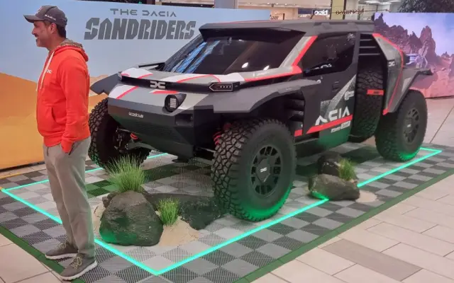 Човекът, управляващ най-бързата Dacia, дойде в България